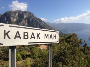MedTrekking into Kabak.