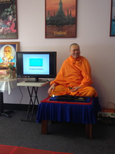 Luang Pi Piya introduces his first meditation practice in Redding, CA, with an iPad presentation.