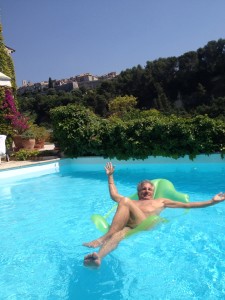 The Idiot worked on his balance at a friend's home in Saint-Paul-de-Vence, France.