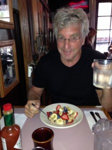 The Idiot goes for granola after surviving yesterday's 38th Trans Tahoe relay race. (Photo: Liz Chapin)