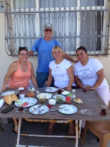 The Idiot loved being invited to breakfast by Turkish women. (Photo: Liz Chapin)