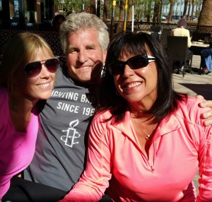 The Idiot and his hiking companions have a healthy lunch in the sun at Crave in South Summerlin.