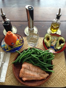 Lunch was pure health: avocado, salmon, green beans and an orange.