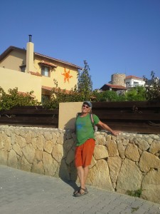 The correct clothing choice enables The Idiot to stroll undetected through areas of heightened security like this upmarket development east of Girne/Kyrenia in the Turkish Republic of Northern Cyprus. (Photo: Liz Chapin)