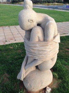 Beauty and subject matter are in the eye of the beholder, but The Idiot had mixed thoughts about this sculpted woman.