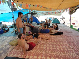 Communal tents and long talks were the mode on Israel's beaches during the Feast of the Tabernacles (Sukkoth) holidays this autumn. (Photo: Michael Knipe)