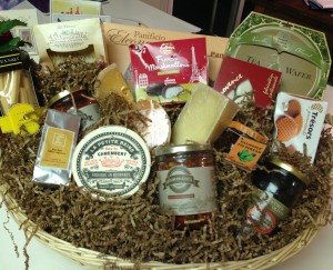 It's beginning to look a lot like Christmas when The Idiot gets an overflowing gift basket from The Cheese Store of Beverly Hills.