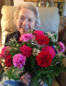 The Idiot's mother taught him 67 years ago that fresh flowers are a married girl's best friend. This bouquet and vase were not purchased by The Idiot during his 17-hour drive from Colorado through Utah and Nevada to California.