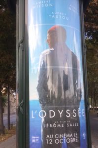 Although The Idiot appears in L'Odyssée, the film focuses on Jacques-Yve Cousteau,  the French author and researcher who studied the sea and all forms of life in water. 